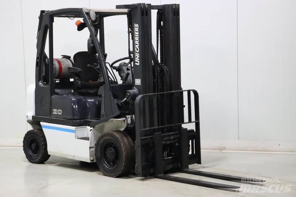 Nissan U1D2A20LQ Камиони с АГУ