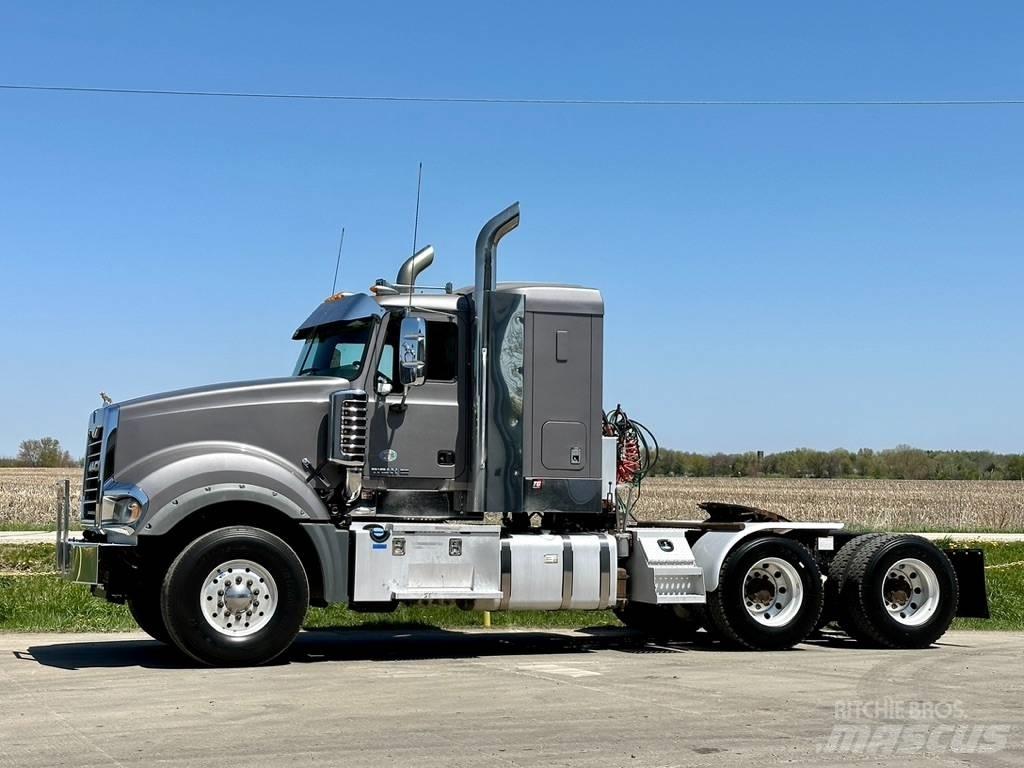 Mack Titan TD 713 Шаси кабини