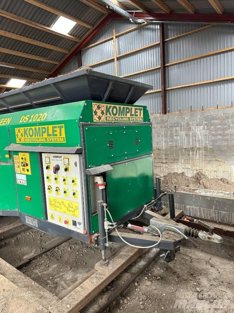 Komplet DS 1020 Мобилни скрийнери
