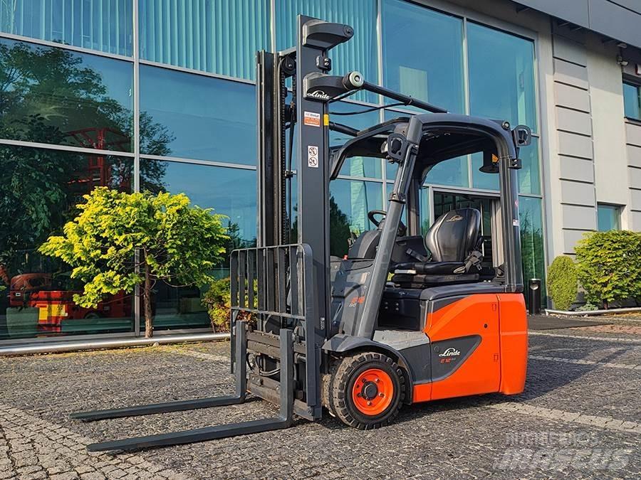 Linde E12-02 Електрически вилични кари-повдигачи