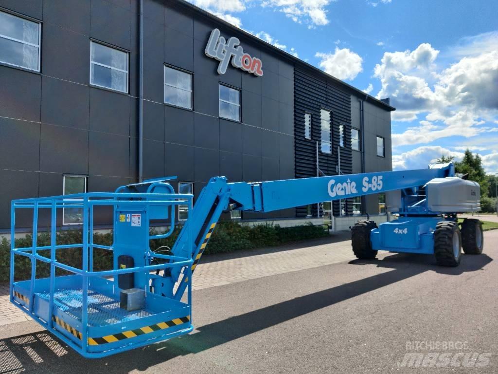 Genie S 85 Bomlift Съчленени стрелови подемници