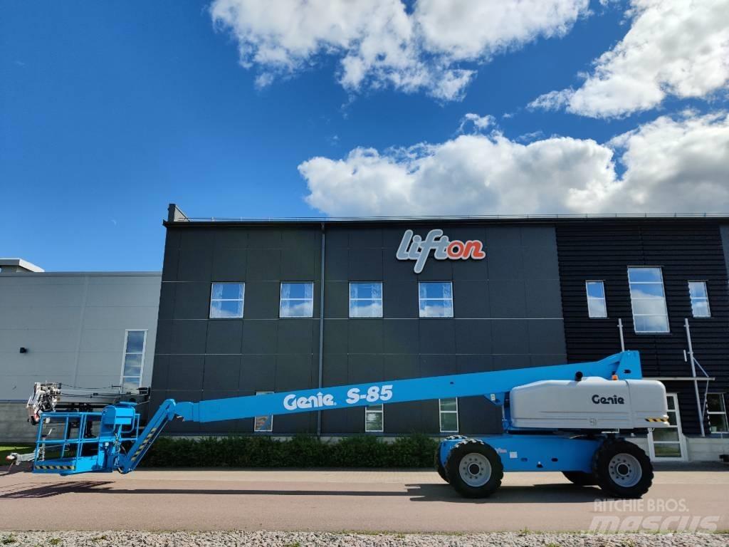 Genie S 85 Bomlift Съчленени стрелови подемници