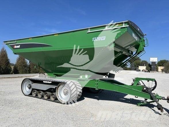 Brandt 1320XT Ремаркета за зърно / силаж
