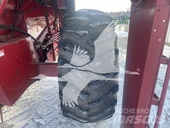 Case IH 1680 Комбайни