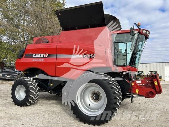 Case IH 6130 Комбайни