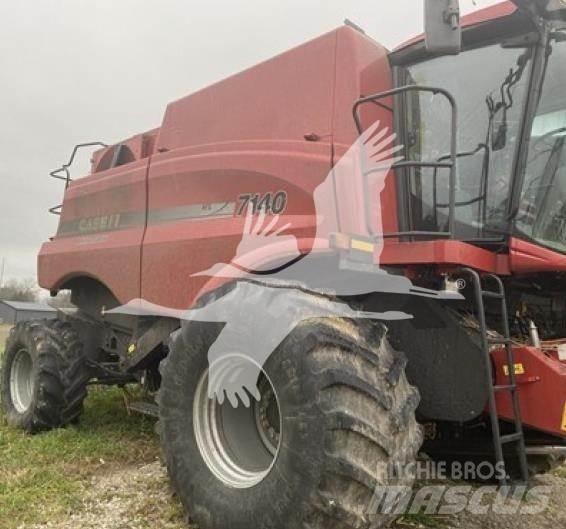 Case IH 7140 Комбайни