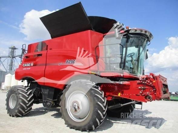 Case IH 8250 Комбайни