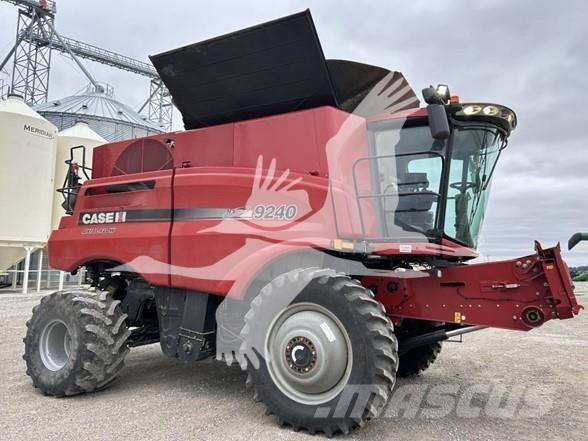 Case IH 9240 Комбайни