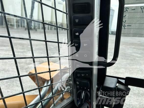 CASE TV370B Мини товарачи
