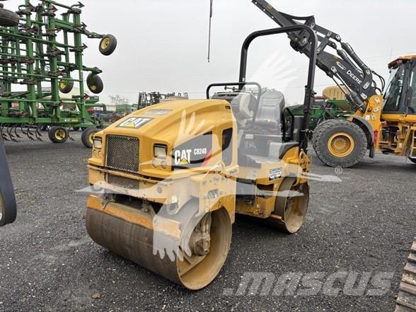 CAT CB24B Еднобарабанни ролки
