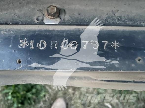 CAT CH45 Трактори