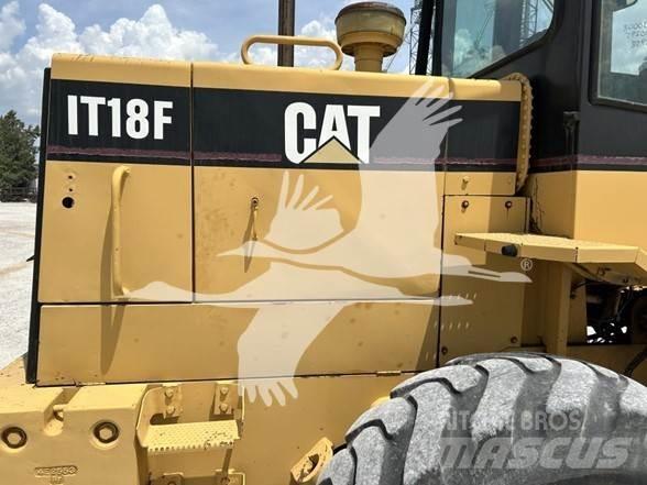 CAT IT18F Колесни товарачи