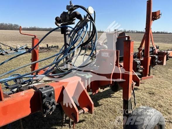 Clark TB3542 Строителство - Други