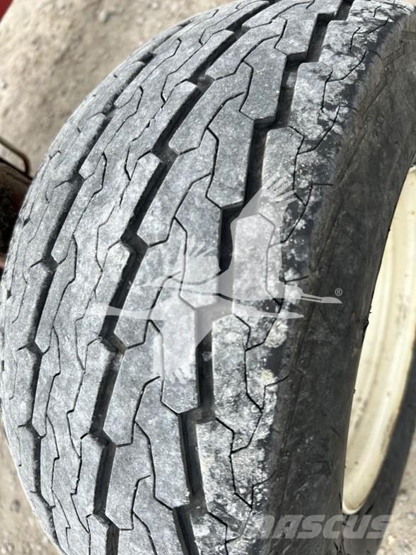 E-Z Trail 680 Други ремаркета