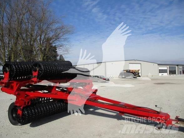Farmhand WP42 Други машини за оран и аксесоари