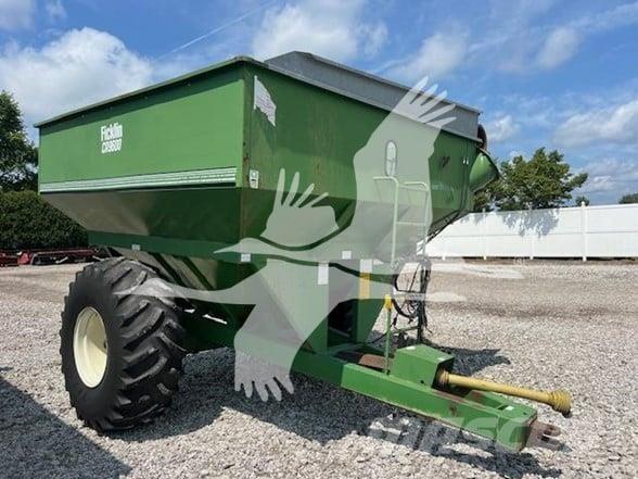 Ficklin 9600 Ремаркета за зърно / силаж
