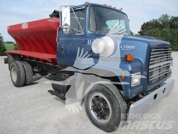 Ford LN7000 Строителство - Други