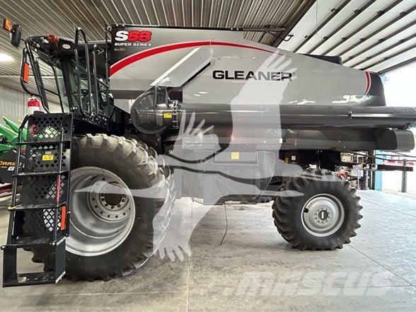 Gleaner S68 Комбайни
