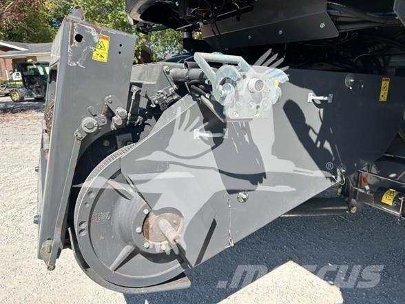 Gleaner S77 Комбайни