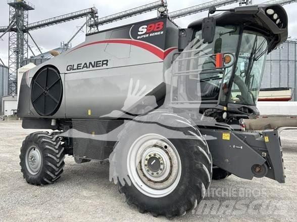 Gleaner S98 Комбайни