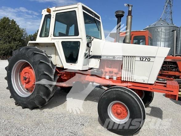 J I Case 1270 Трактори