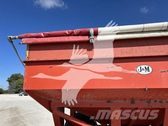 J&M 350 Ремаркета за зърно / силаж
