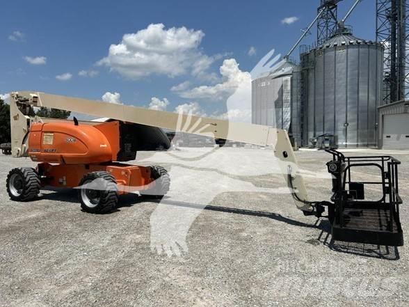 JLG 800A Съчленени стрелови подемници