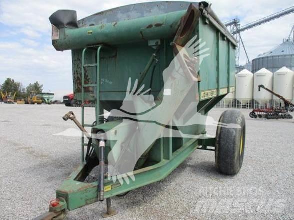 John Deere 400 Ремаркета за зърно / силаж

