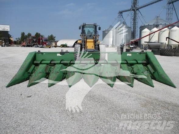 John Deere 843 Глави за комбайн