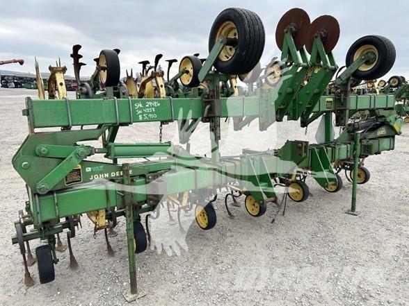 John Deere 845 Култиватори за редови култури
