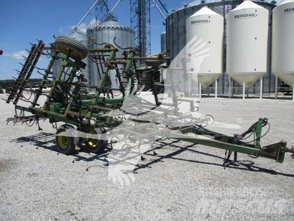 John Deere 960 Култиватори
