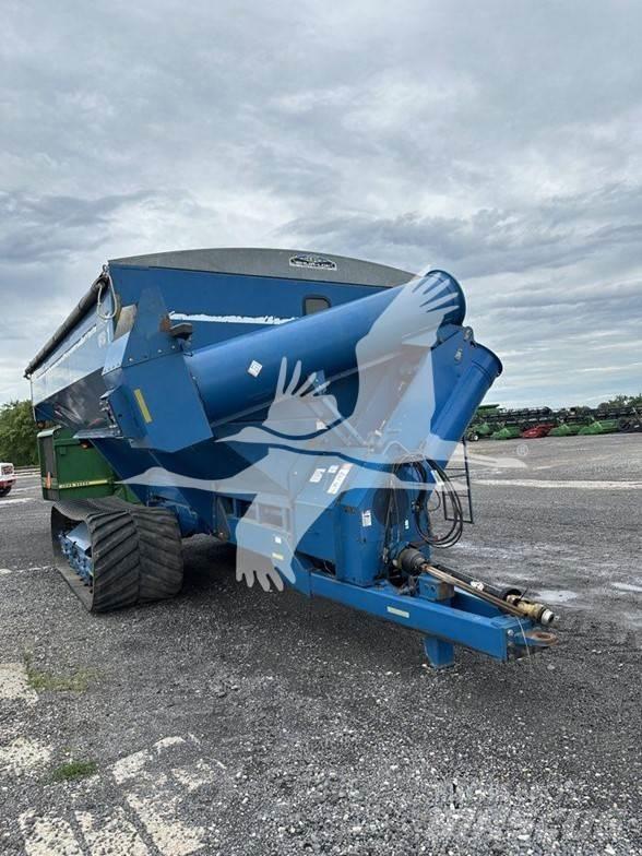 Kinze 1050 Ремаркета за зърно / силаж

