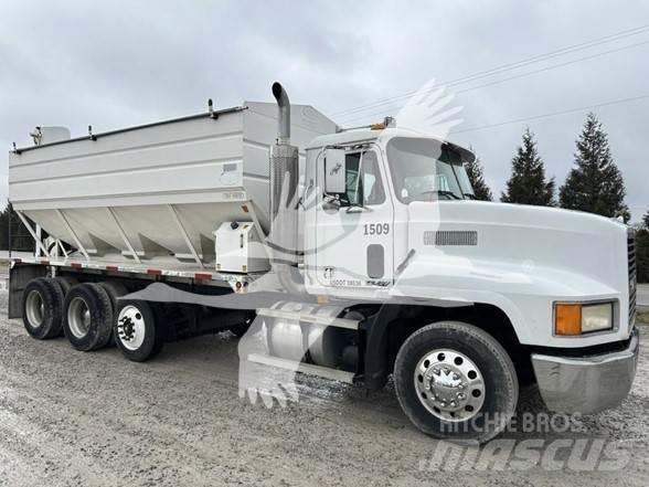 Mack CH613 Строителство - Други