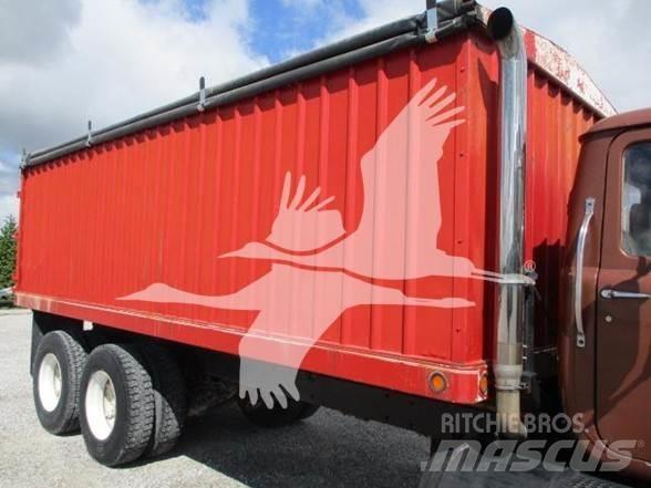 Mack R686ST Строителство - Други