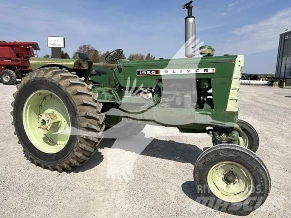 Oliver 1950 Трактори