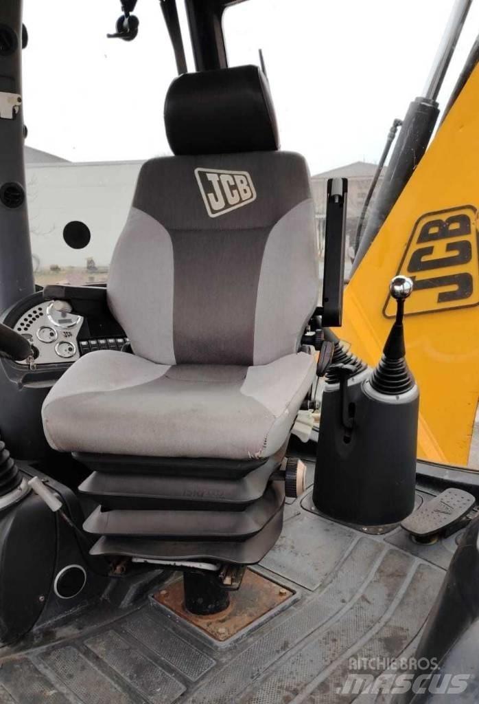 JCB 3 CX Товарач със заден ексватор