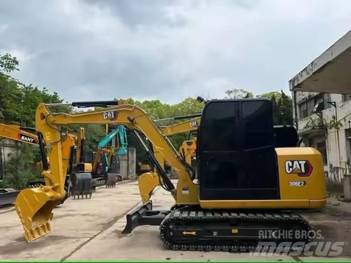 CAT 306 E2 Мини екскаватори < 7 т