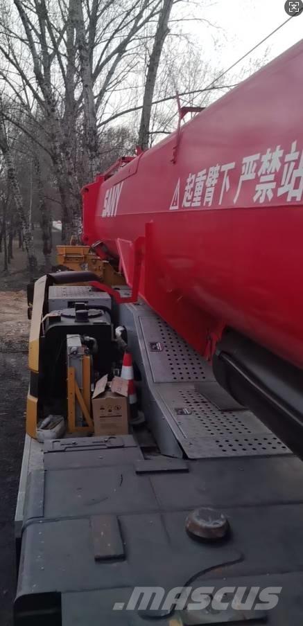 Sany SAC4000C8-8 Всъдеходни кранове