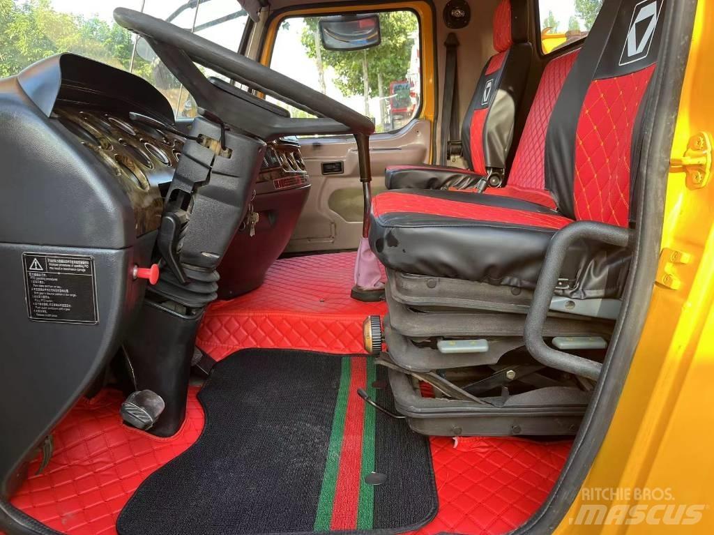 XCMG QY70K Всъдеходни кранове