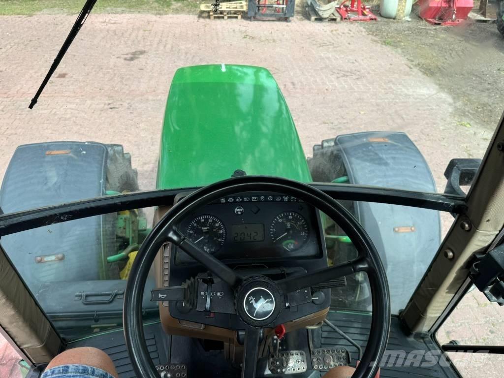 John Deere 6400 Трактори