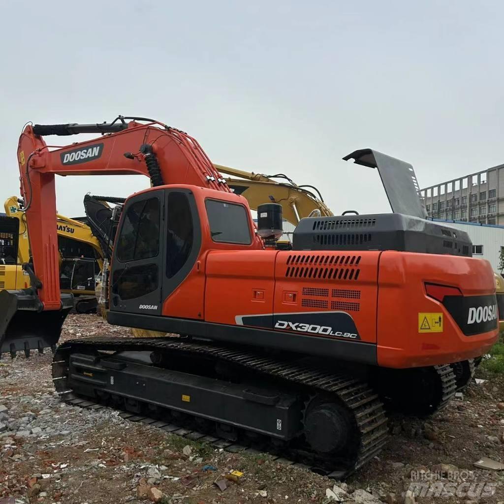Doosan DX 300 LC-9c Верижен екскаватор