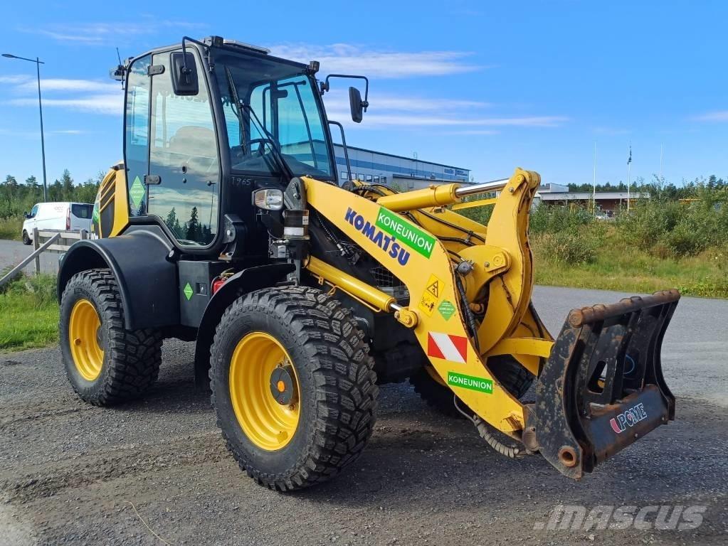 Komatsu WA 100 M-8 Колесни товарачи