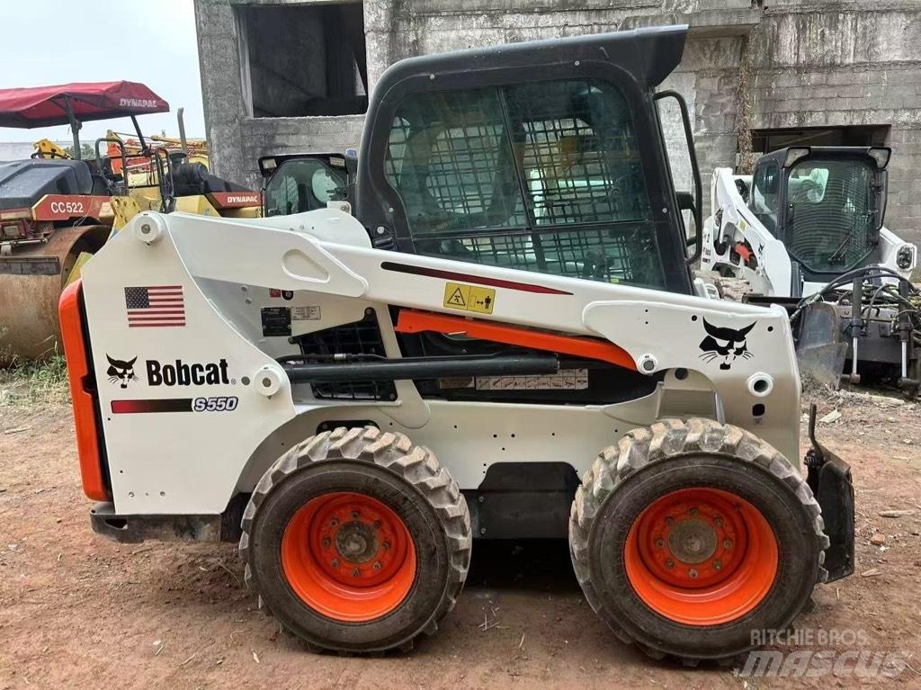 Bobcat S 550 Мини товарачи
