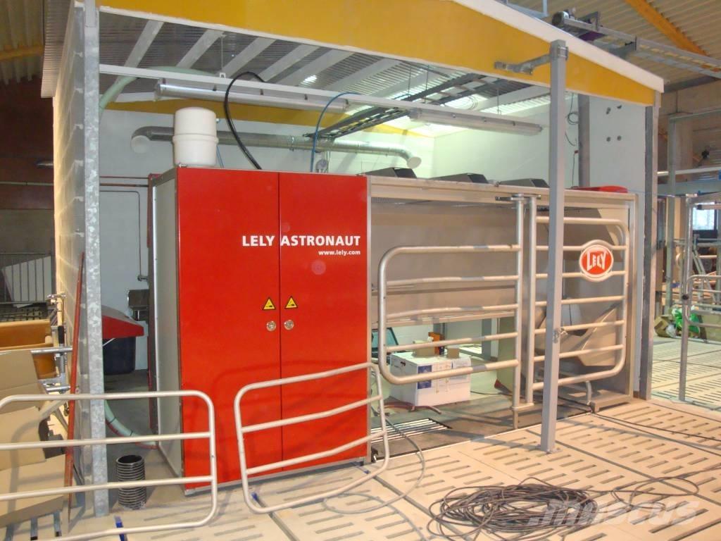 Lely A3 NEXT NEXT Доилни машини