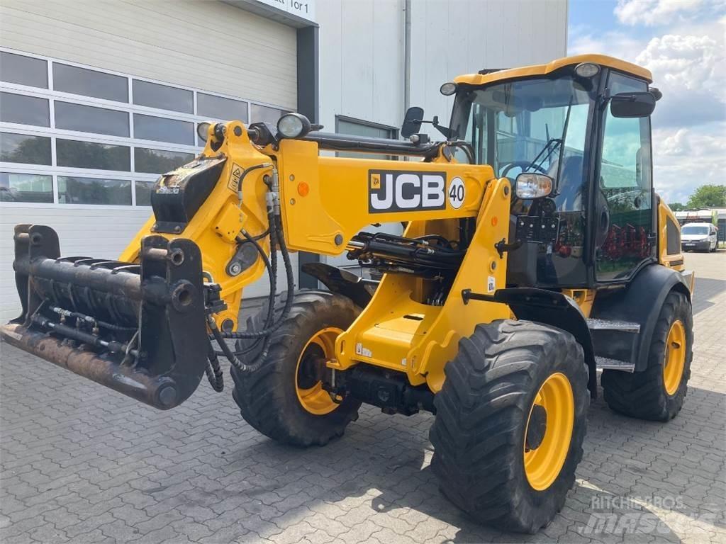 JCB TM220 Колесни товарачи