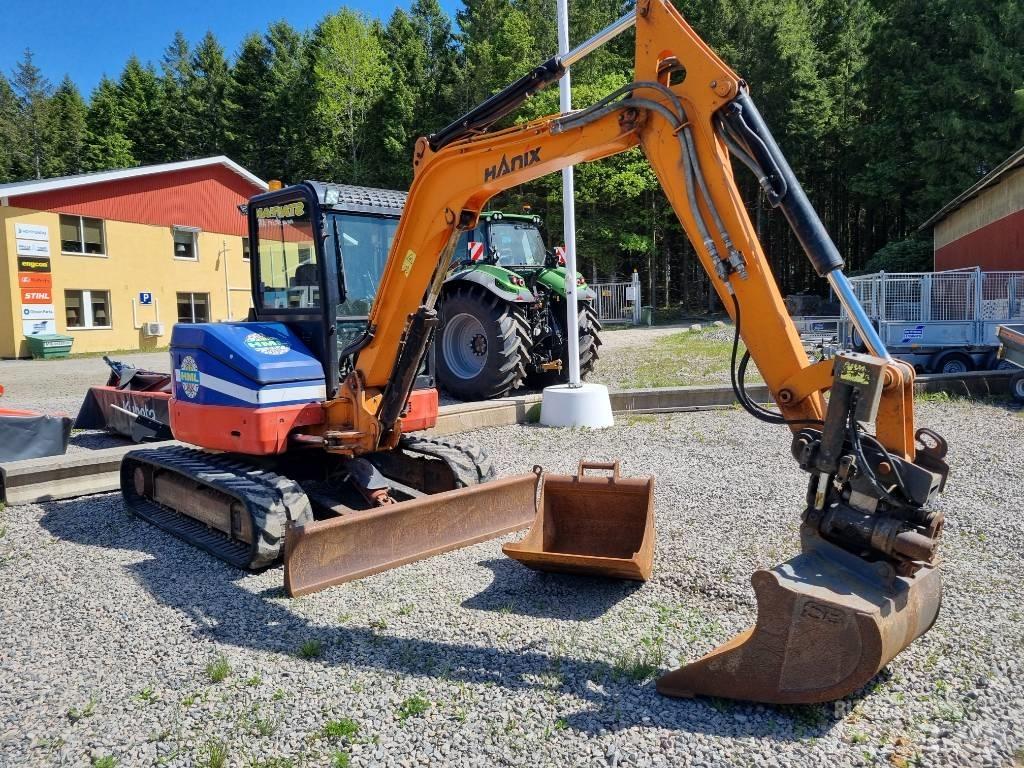 Hanix H 55 DR Мини екскаватори < 7 т