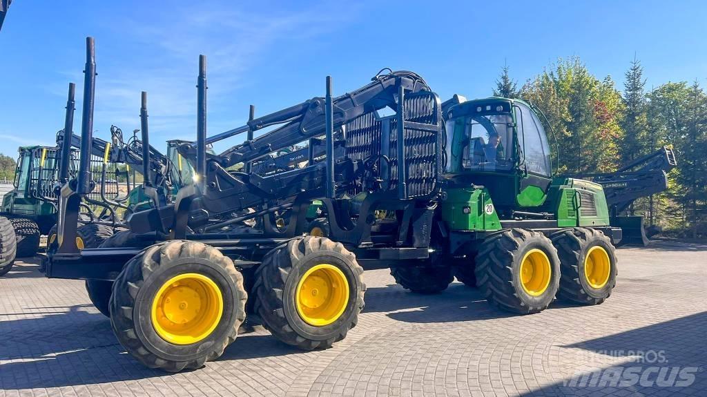 John Deere 1210E Форуардери
