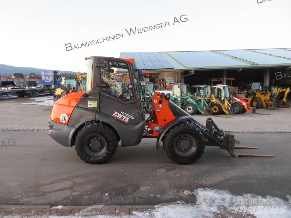 Hitachi ZW 75 Колесни товарачи