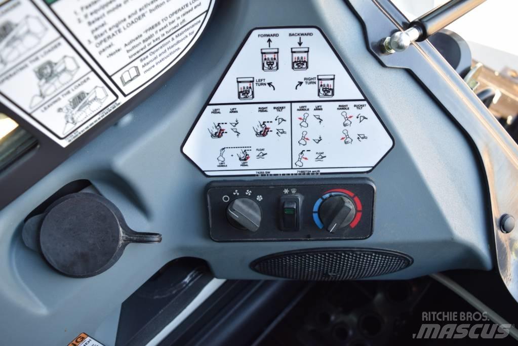 Bobcat S 750 Мини товарачи
