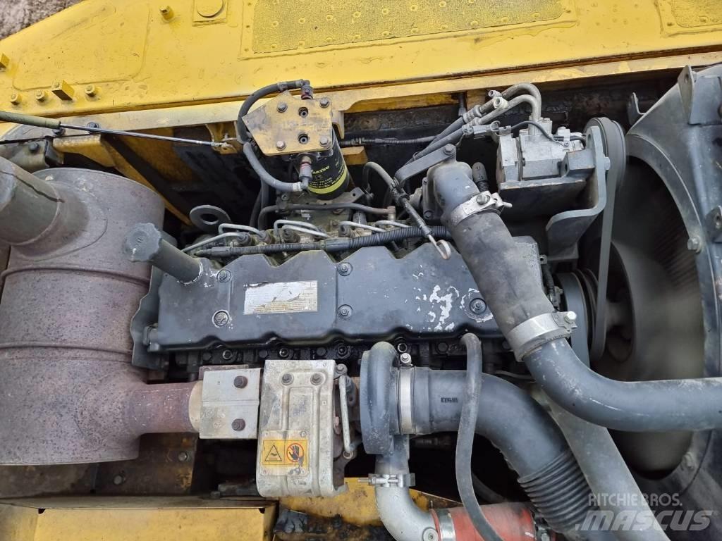 Komatsu PC 210-8 Верижен екскаватор
